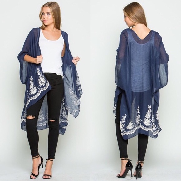 Floral Embroidered Kimono 💥ONLY 2 LEFT💥 - Picture 2 of 2